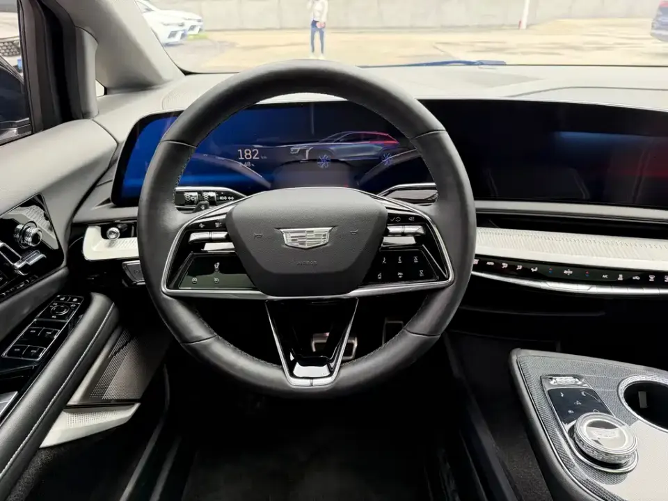 Cadillac IQ