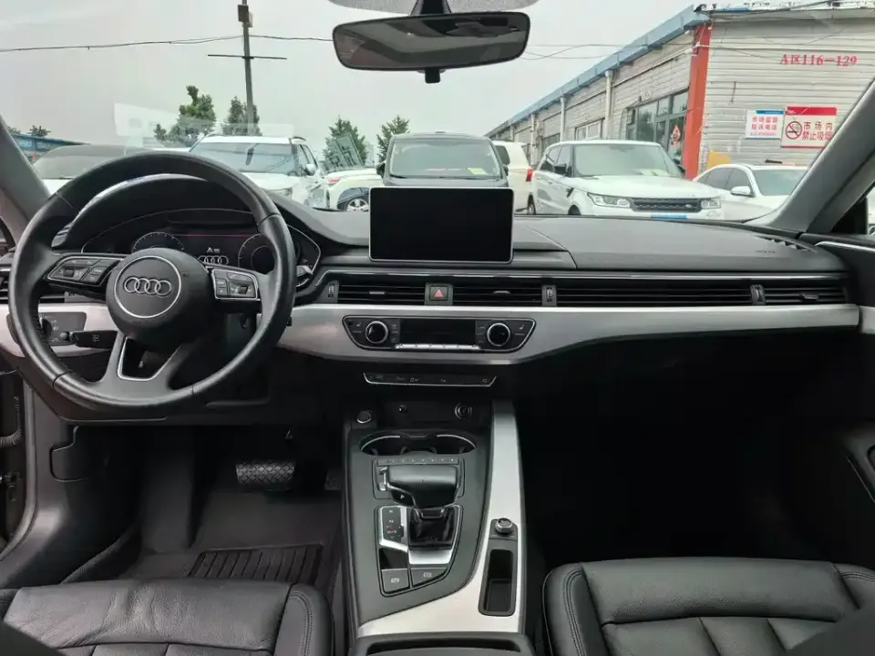 Audi A5 (Import)
