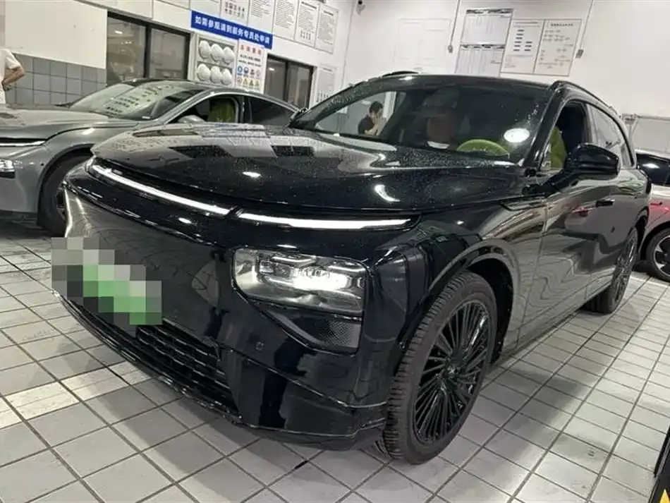 Xpeng G9