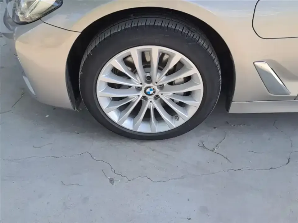 BMW 5 Series New Energy