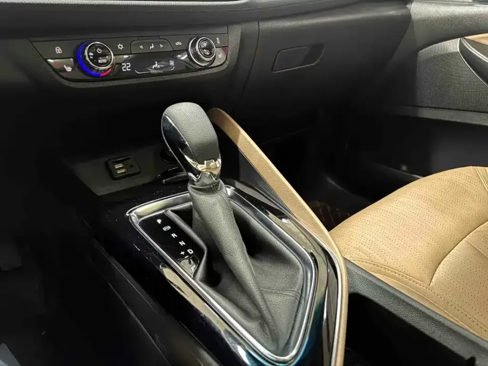 Buick GL6