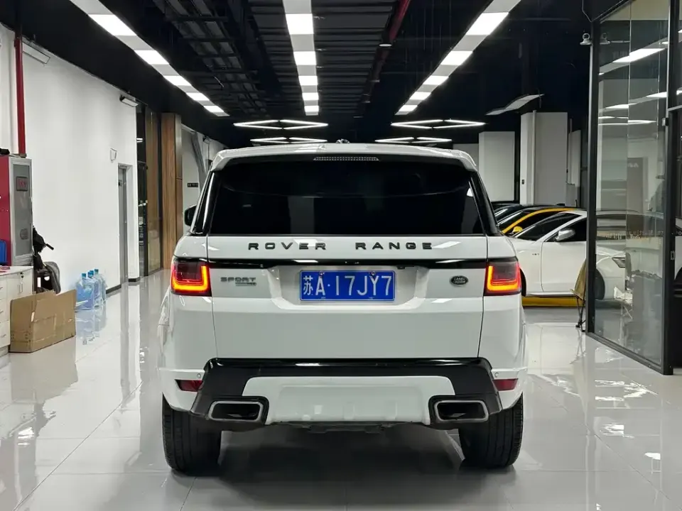 Land Rover Sport