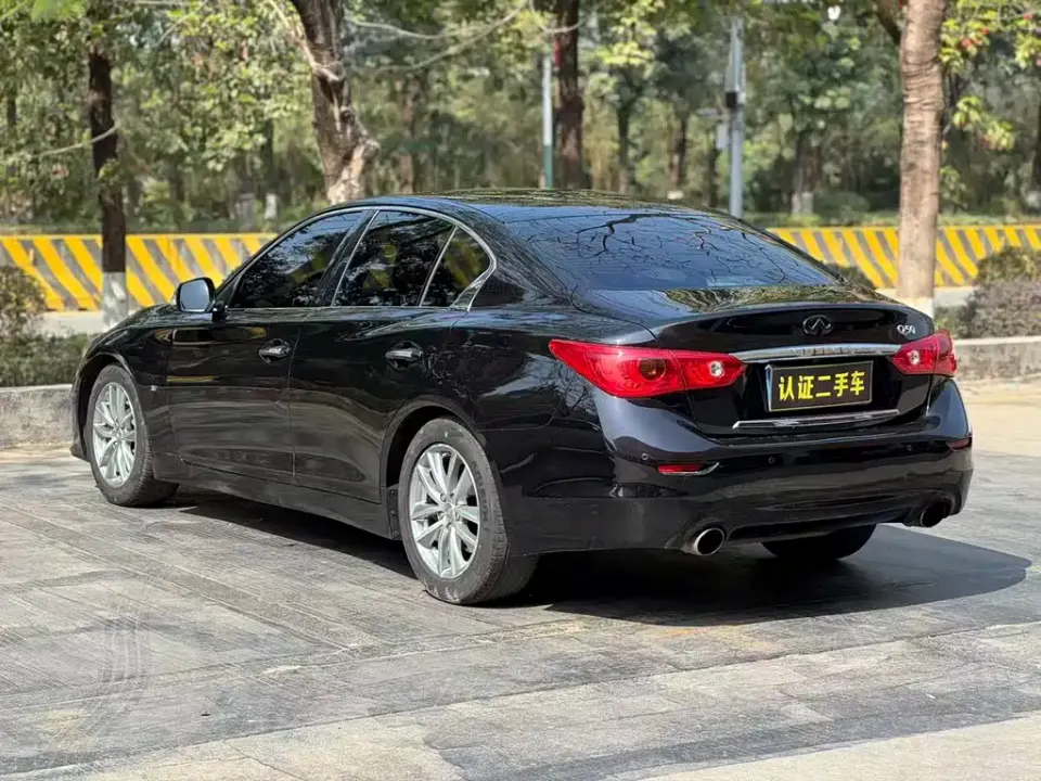 Infiniti Q50