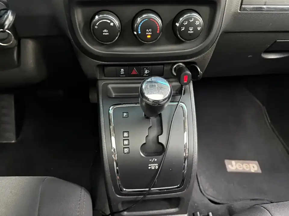 Jeep Compass (Import)