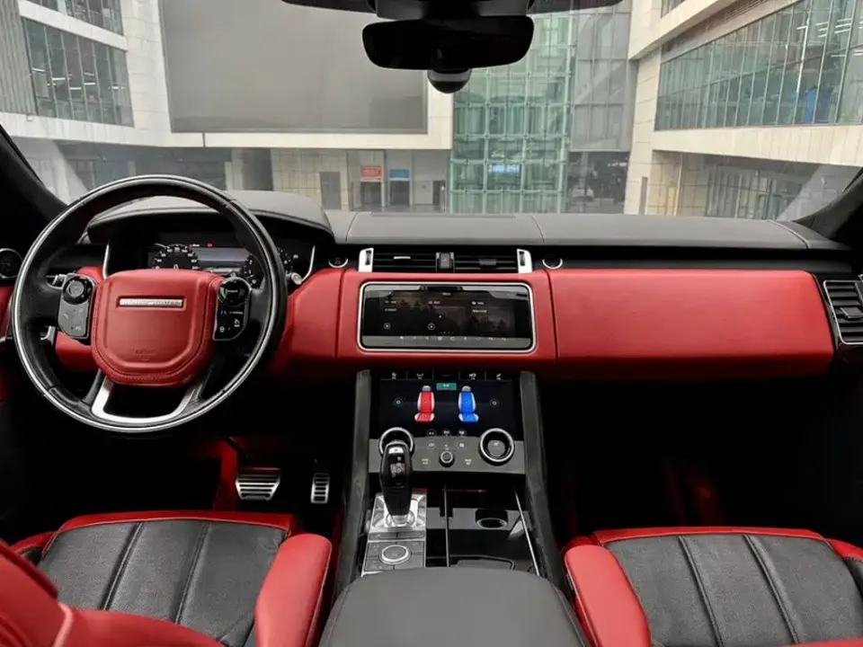 Land Rover Sport