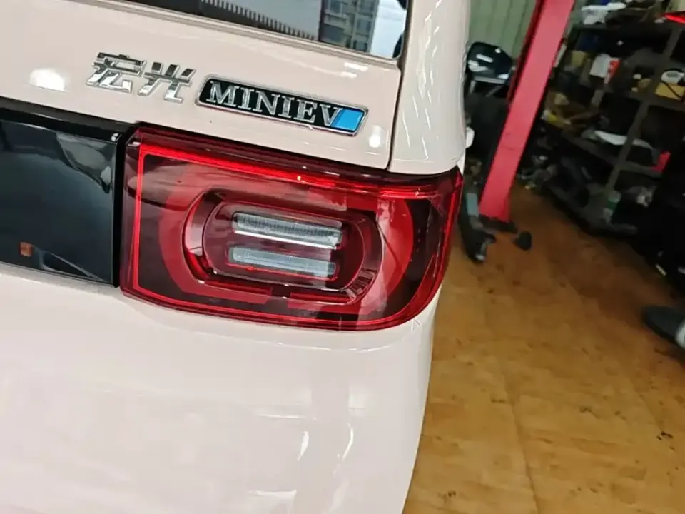 Wuling MINIEV