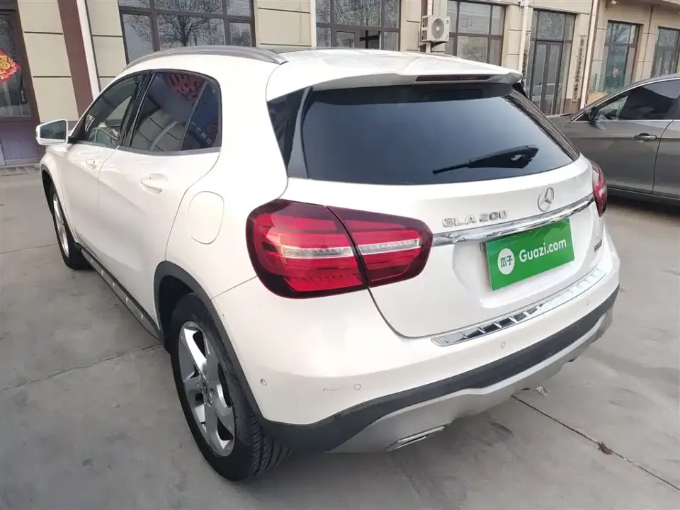 Mercedes-Benz GLA