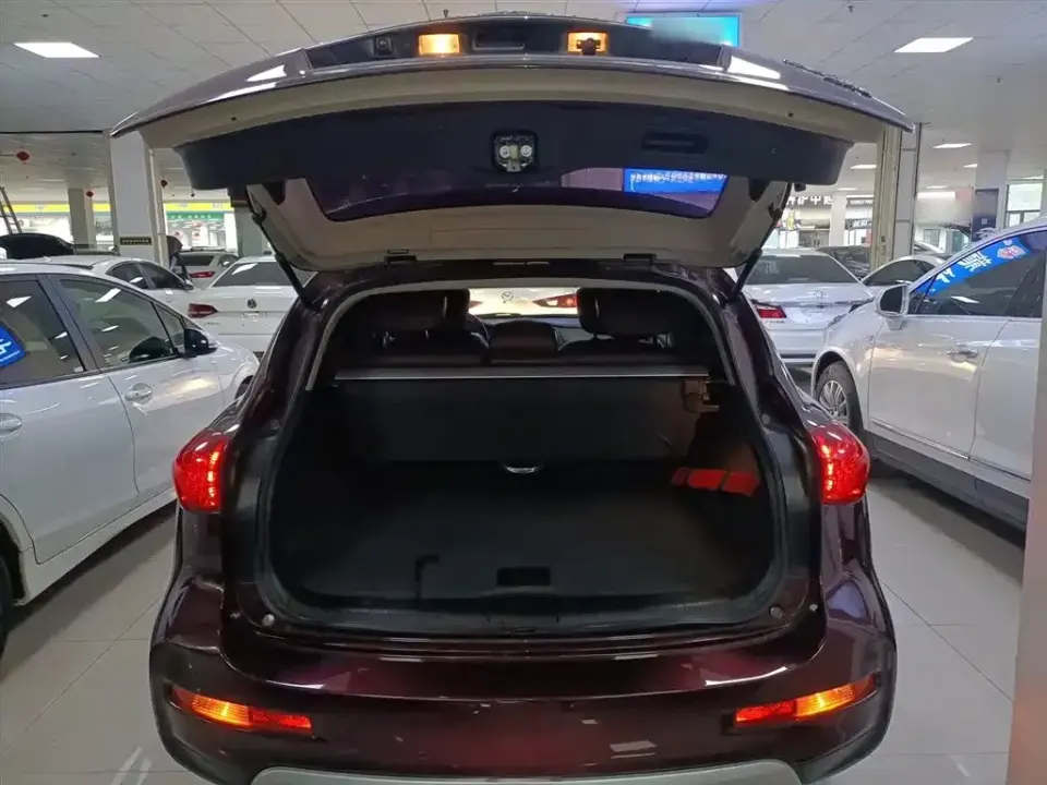 Infiniti QX50