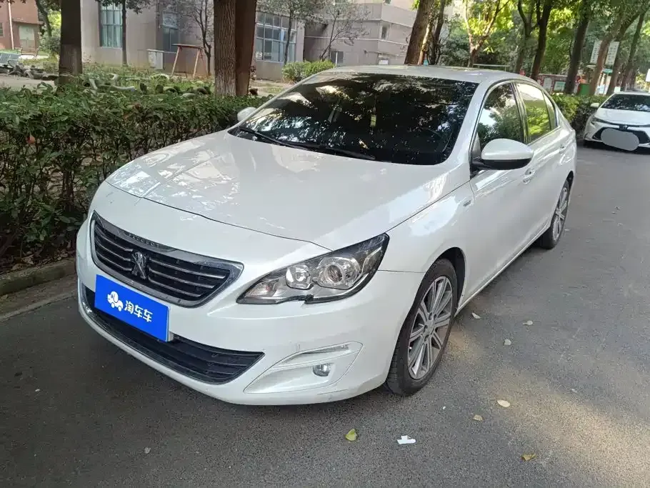 Peugeot 408