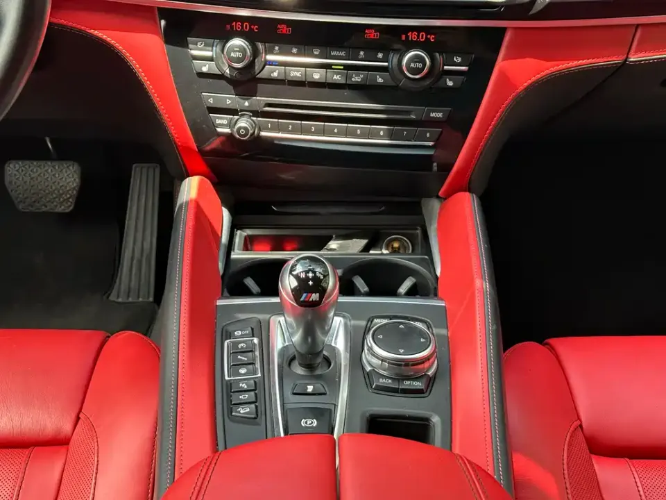 BMW X6 M