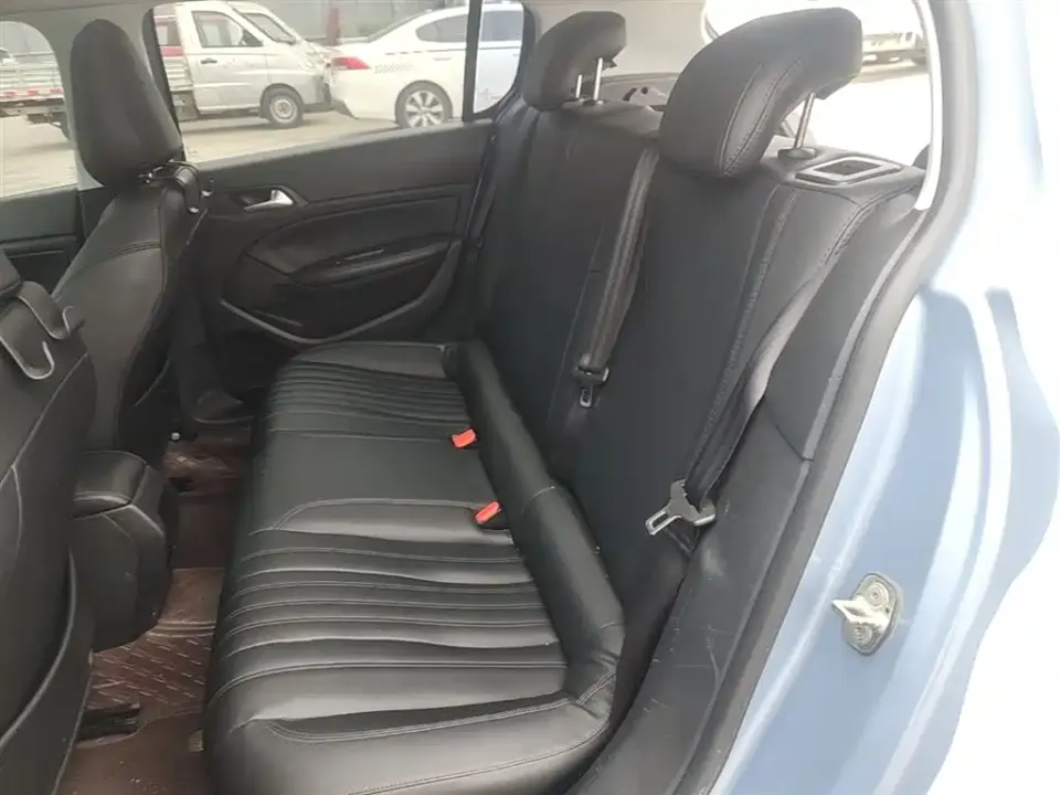 Peugeot 308S