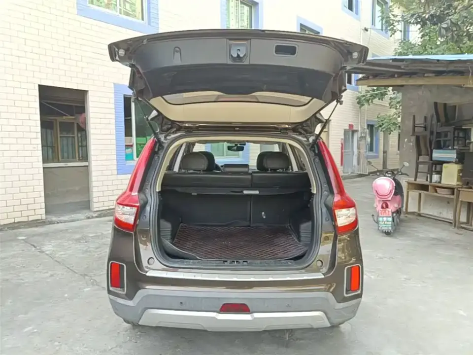 Geely Vision X6