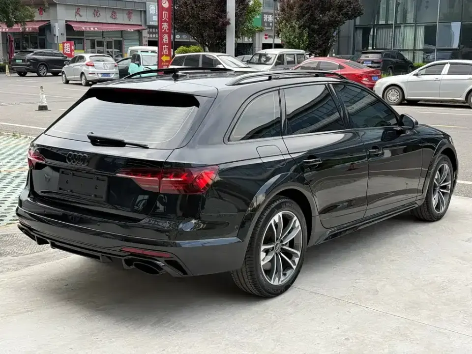 Audi A4 (Import)
