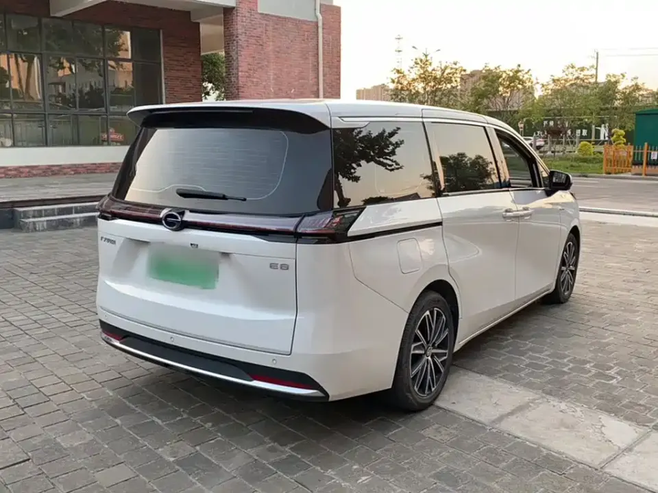 GAC Trumpchi E8 PHEV