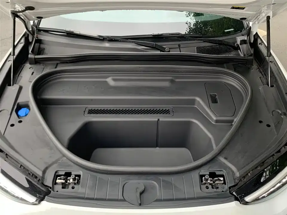 Audi Q6L e-tron