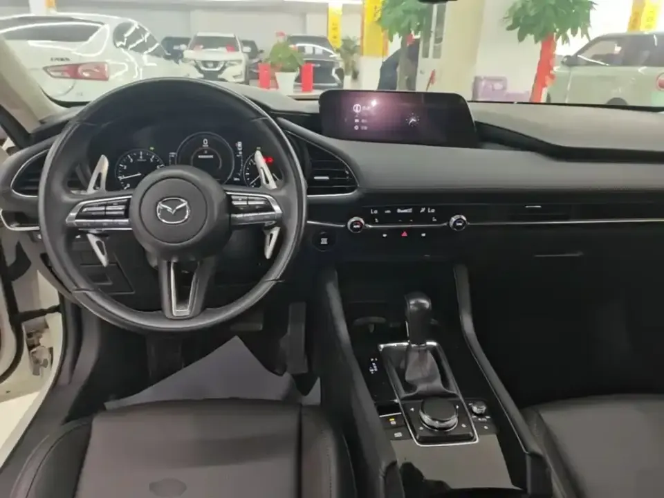 Mazda 3 Axela
