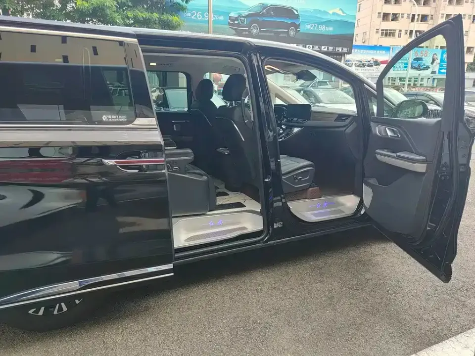 Hongqi Hongqi HQ9 PHEV