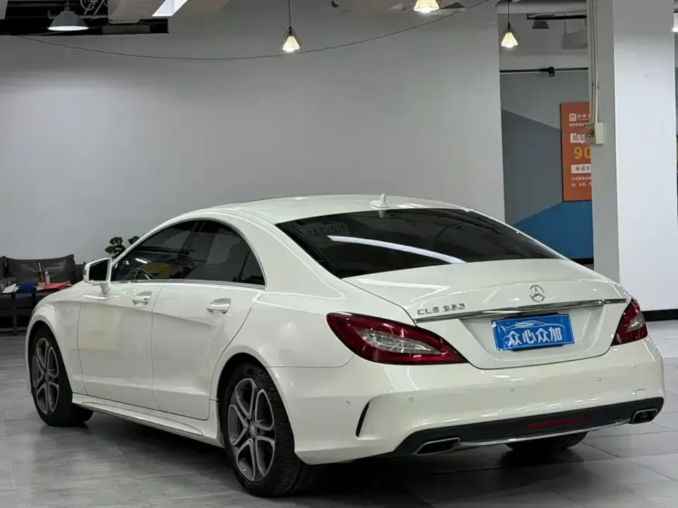 Mercedes-Benz CLS