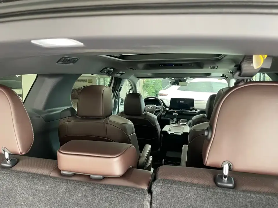Toyota Granvia