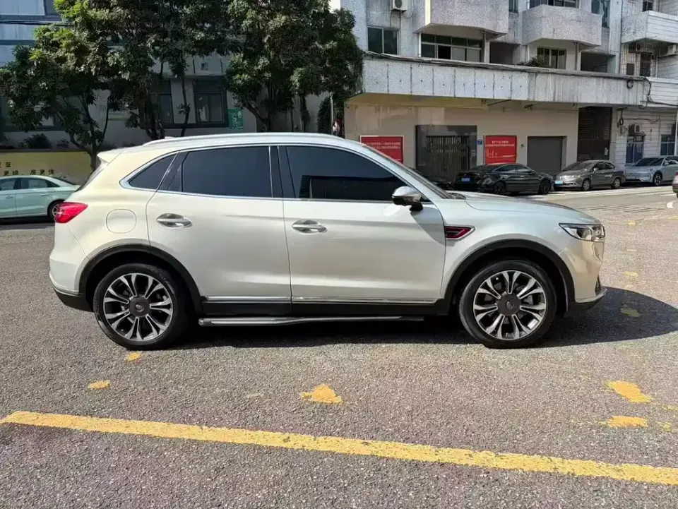 Hongqi Hongqi HS5