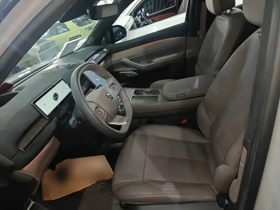 Nio ES7