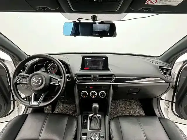 Mazda CX-4