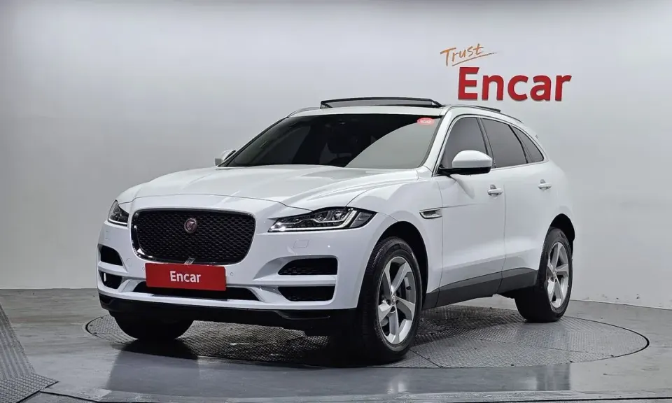 Jaguar F-Pace