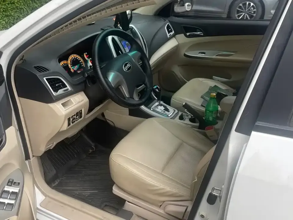 BYD F3