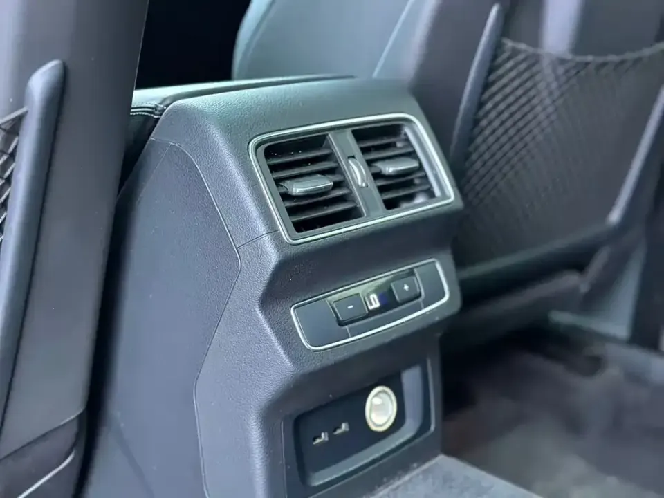 Audi Q5L Sportback