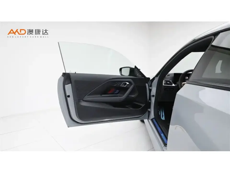 BMW M240i