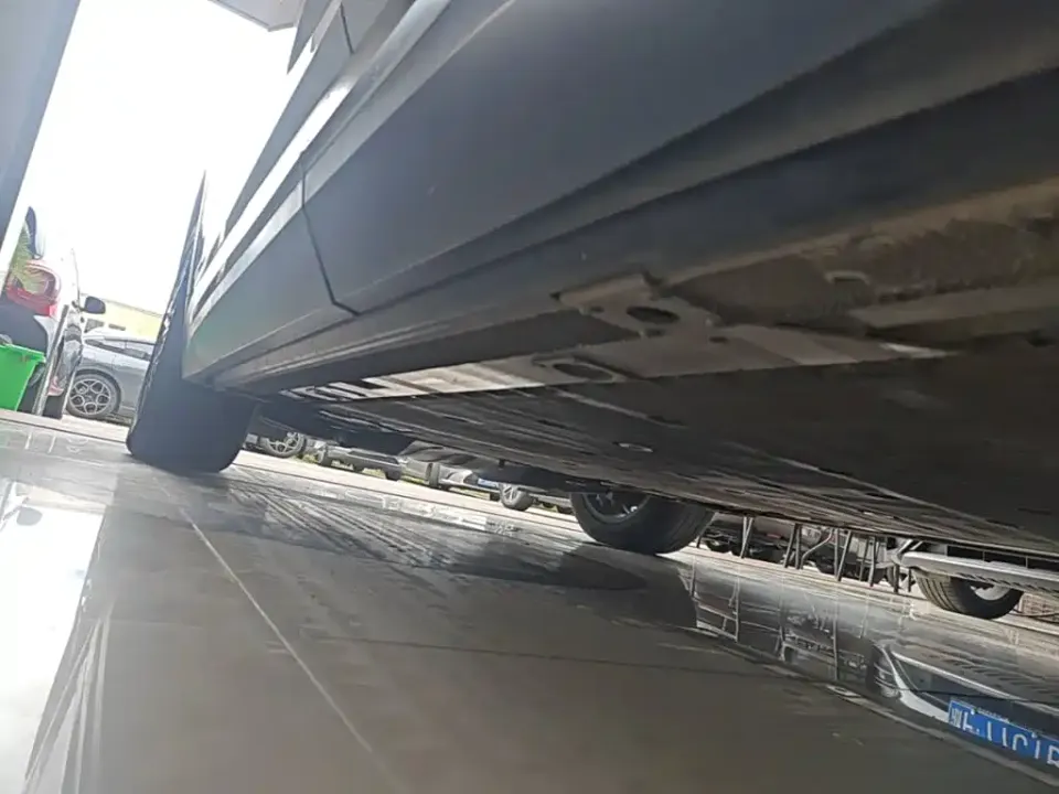 Nio EC6