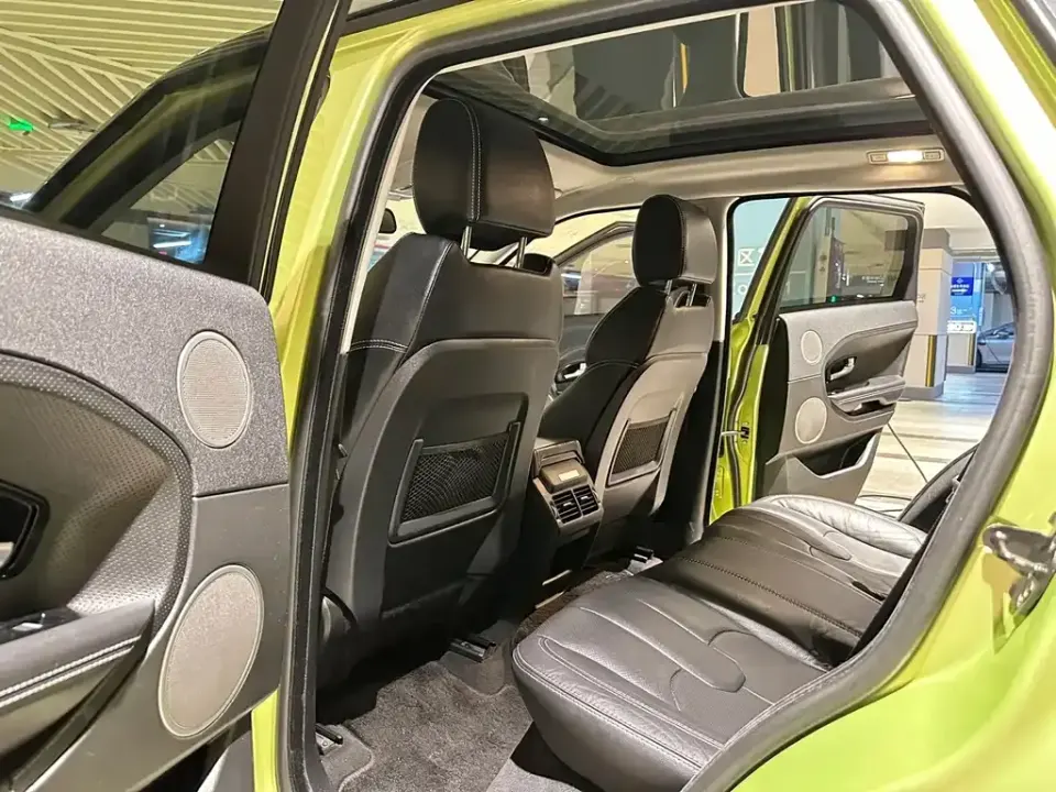 Land Rover Evoque (Import)