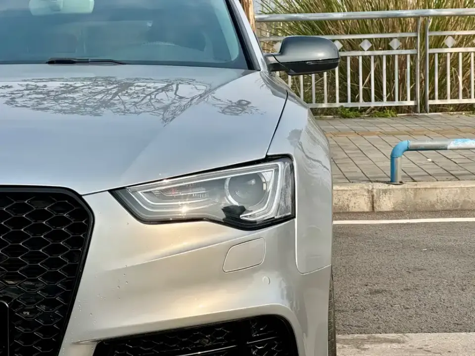Audi A5 (Import)