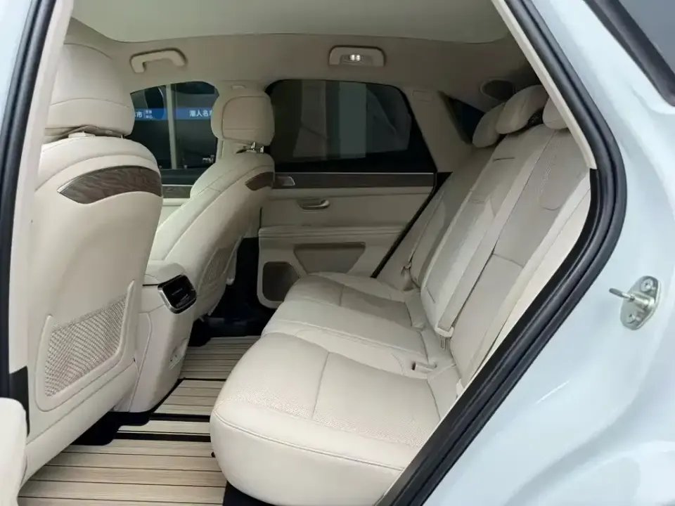 AITO AITO M5