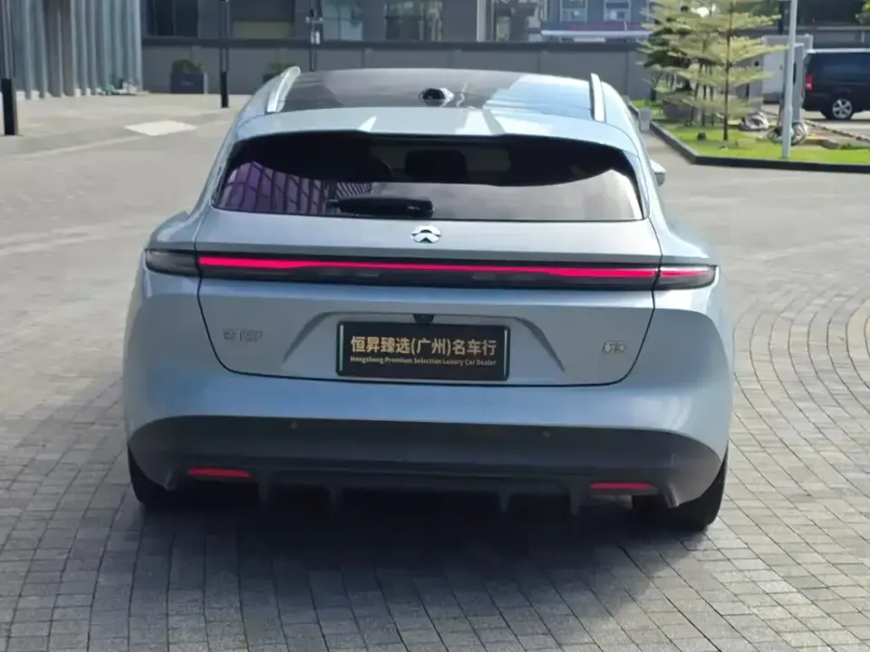 Nio ET5T