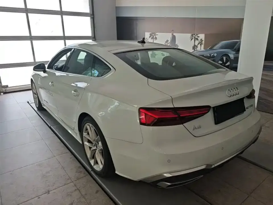 Audi A5 (Import)