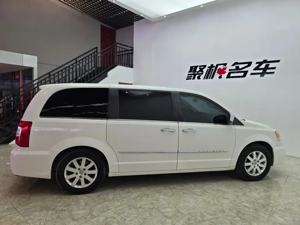 Chrysler Grand Voyager (Import)