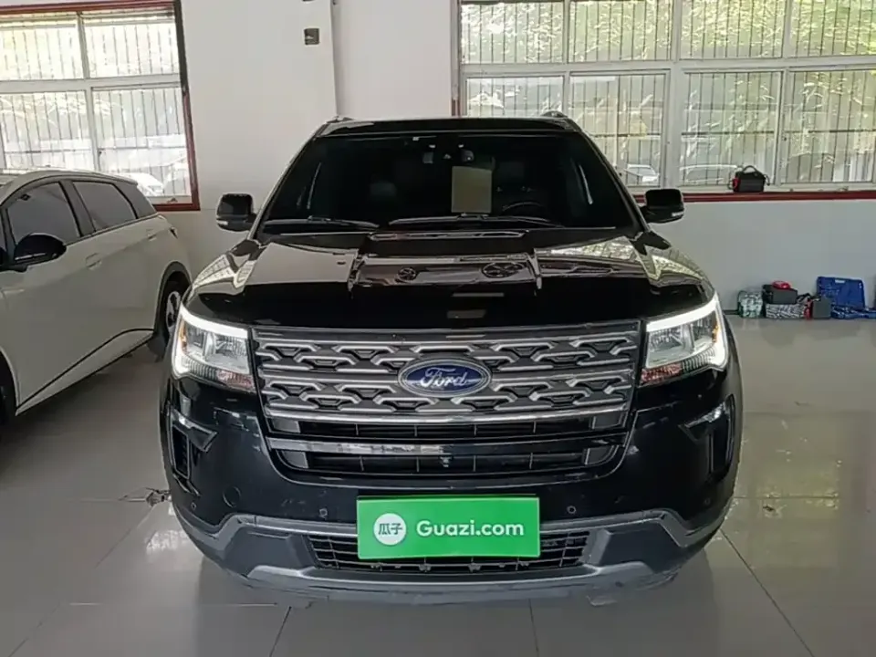 Ford Explorer (Import)