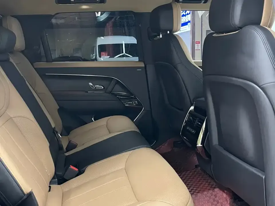 Land Rover Sport
