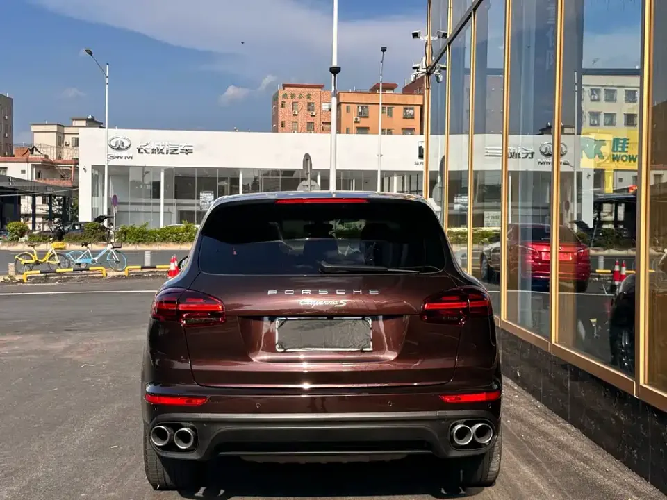 Porsche Cayenne Hybrid