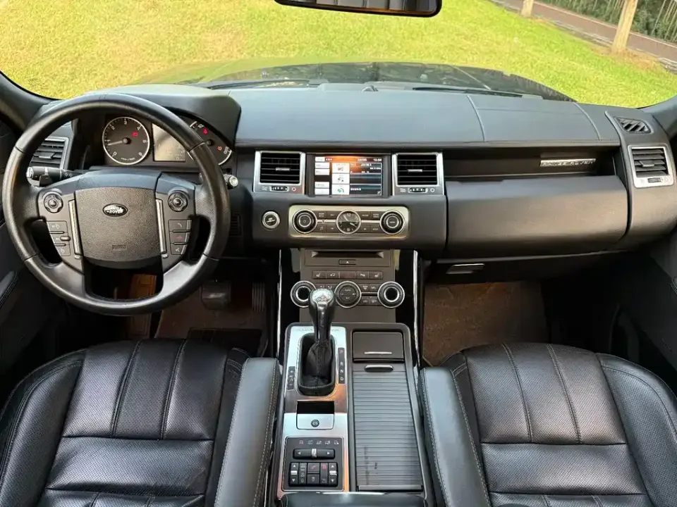 Land Rover Sport