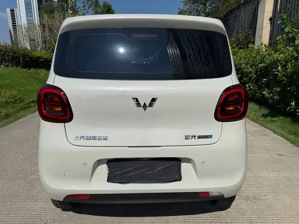 Wuling MINIEV