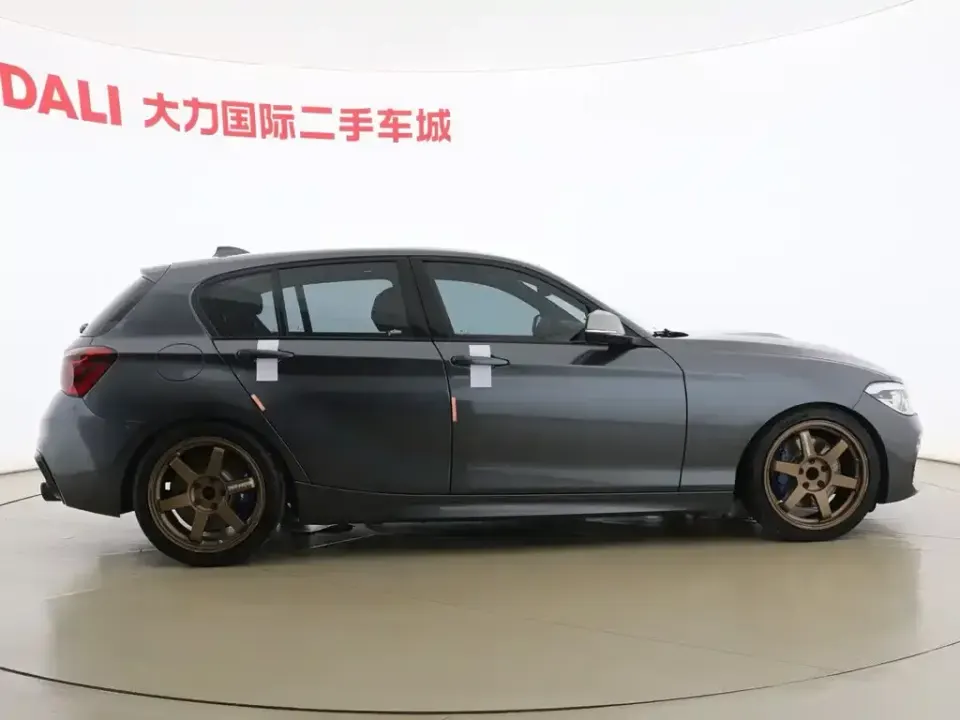 BMW 1 Series (Import)