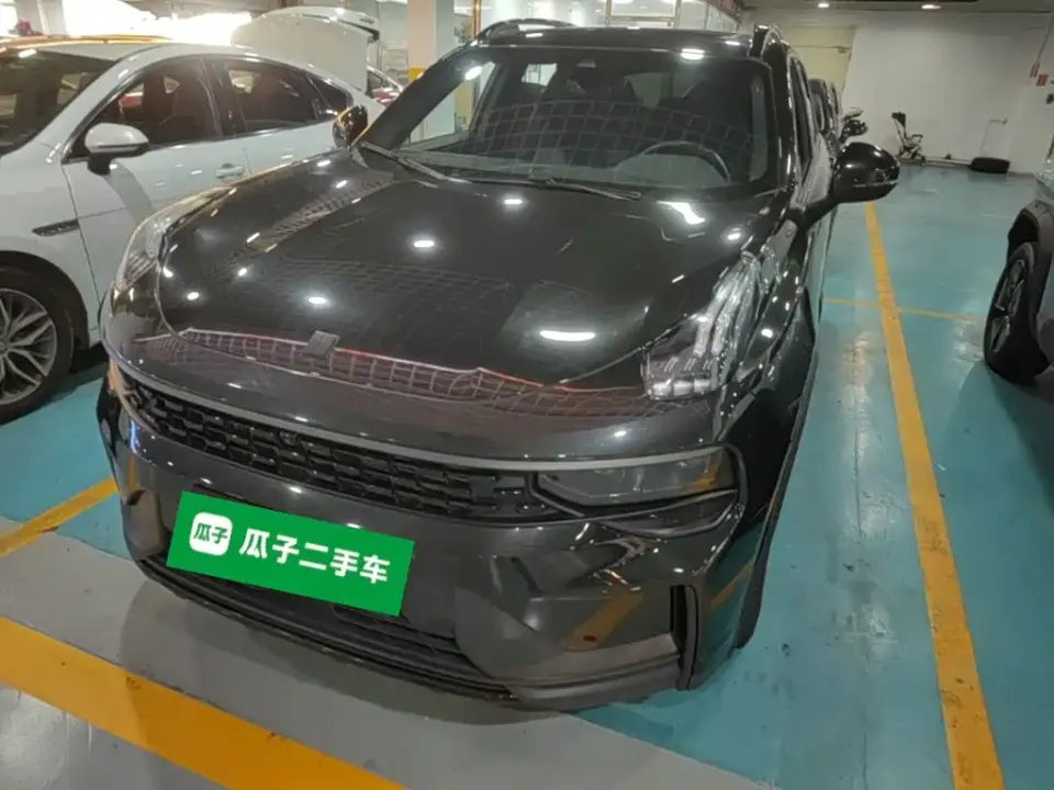 Lynk & Co 01 EM-P