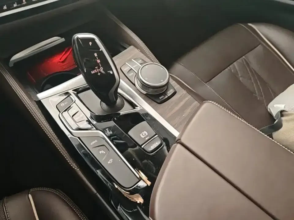BMW 5 Series New Energy
