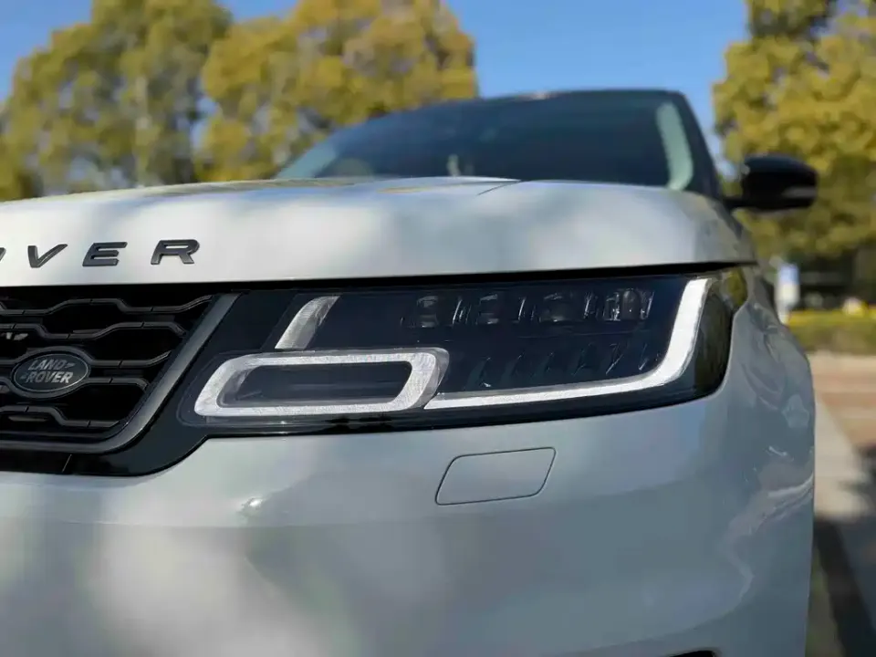 Land Rover Sport