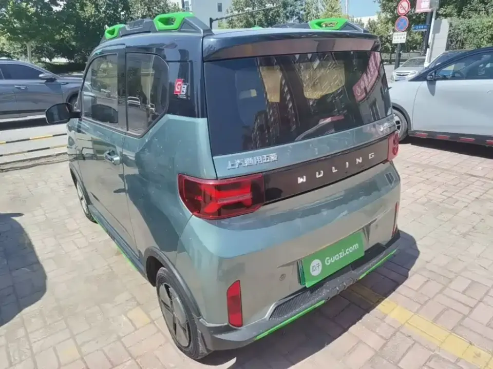 Wuling MINIEV