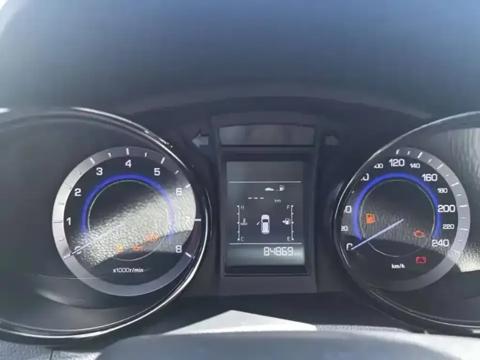 Changan CS15