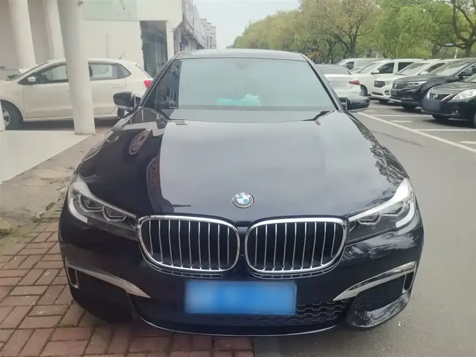 BMW 7-Series