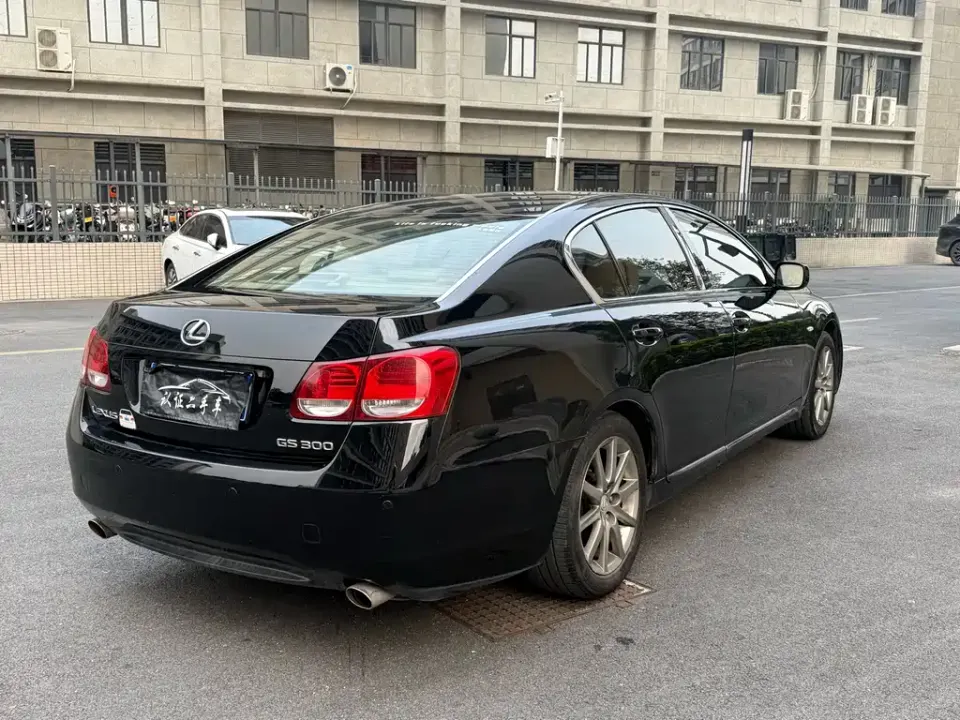 Lexus GS